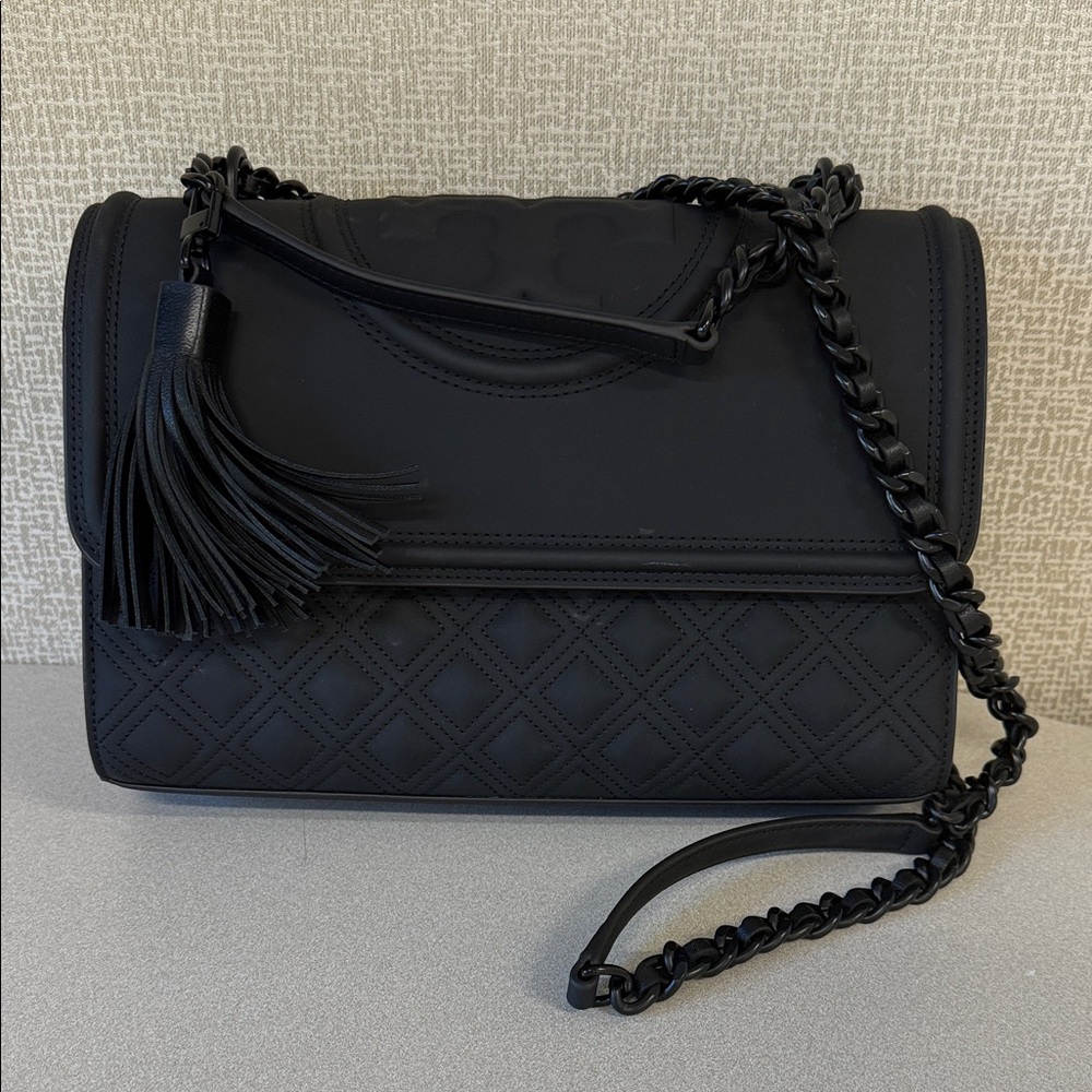 Tory Burch Fleming Matte Convertible Shoulder Bag Black Quilted Chain Bag